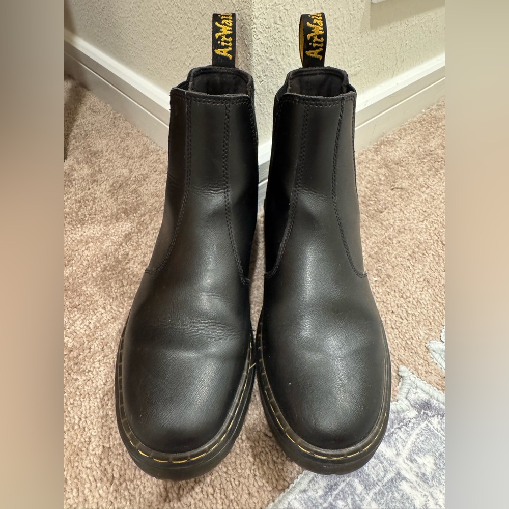 Dr. Martens Dorrian Chelsea Boot